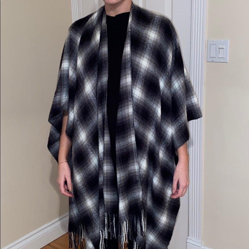 Urban outfitters shall/cardigan